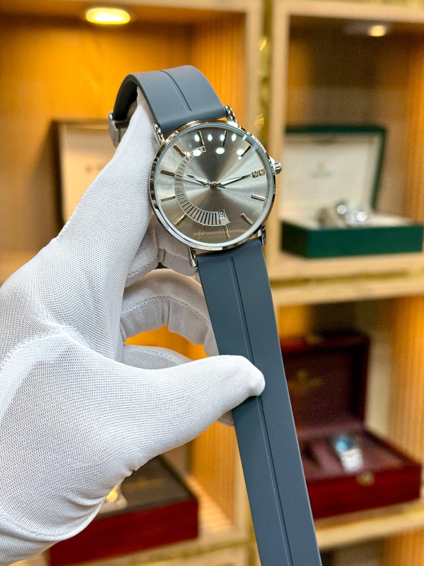 Universe Point Men’s Watch – Magnet Master Lock, Slim & Stylish