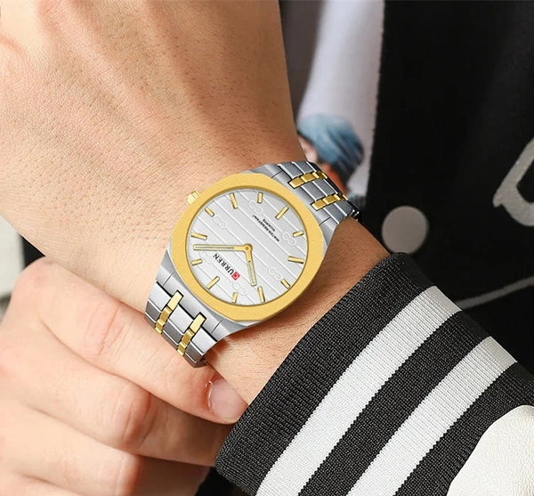 CURREN 8444 Men's Stainless Steel Watch