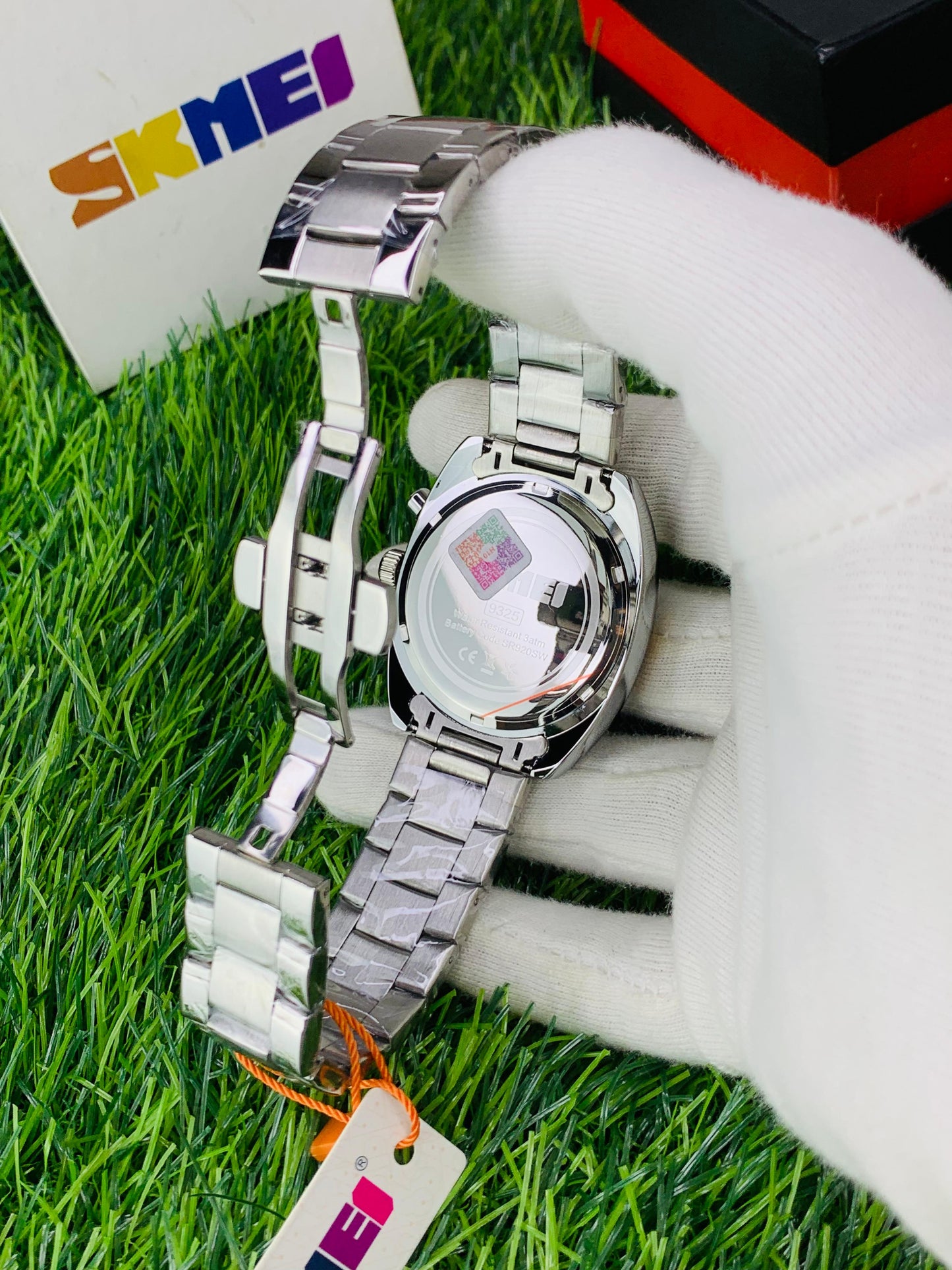 SKMEI 9325 - Quartz Luxury Moon Phase Chrono Watch