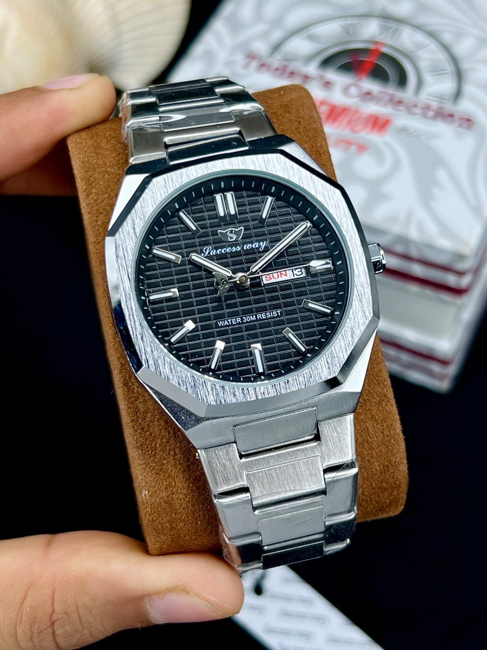 SUCCESS WAY Men’s Day & Date Watch | Original