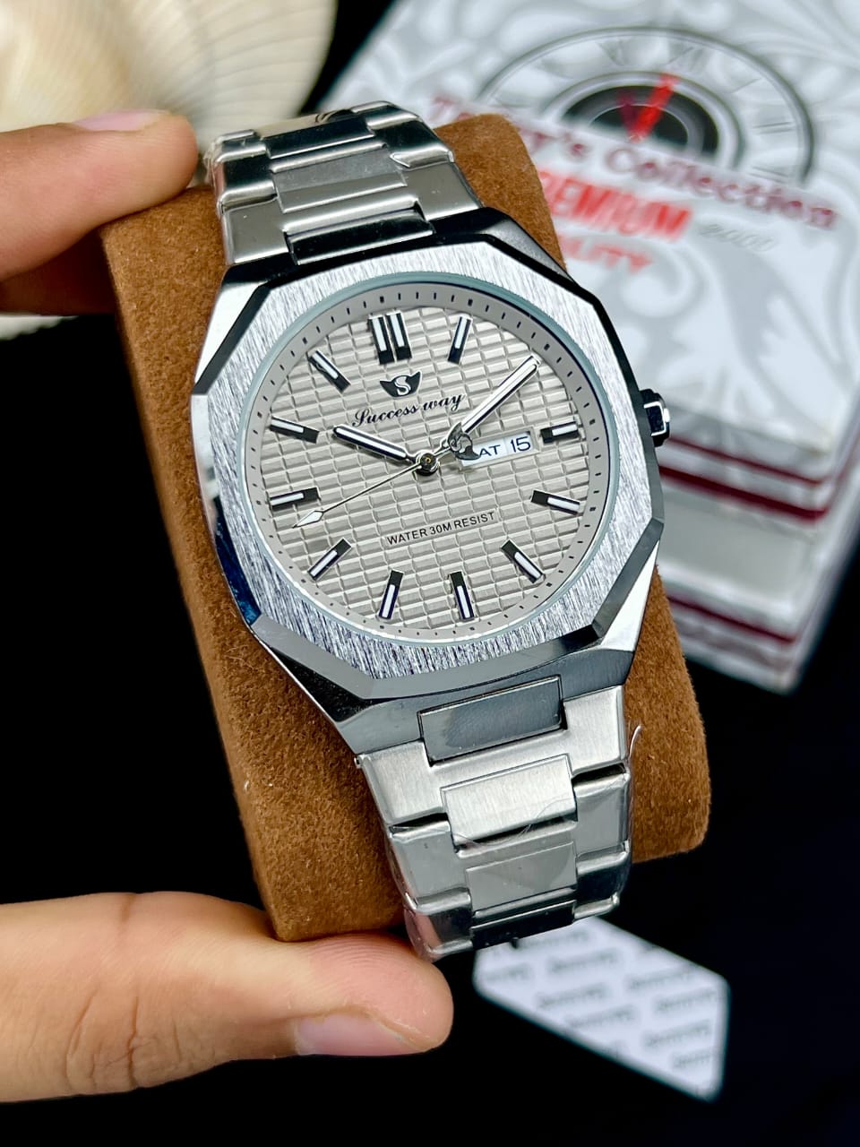 SUCCESS WAY Men’s Day & Date Watch | Original