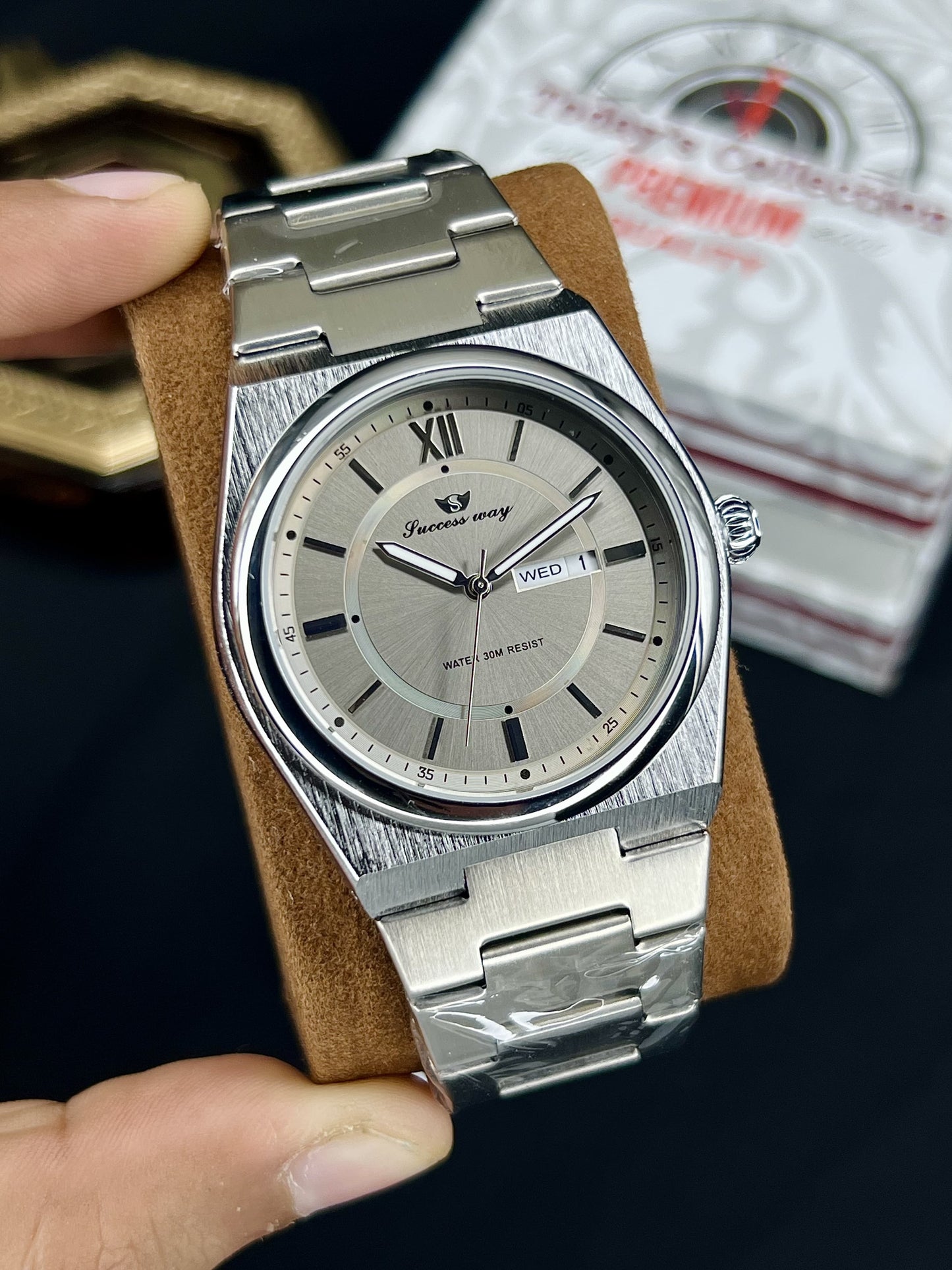SUCCESS WAY Men’s Day & Date Watch | Original