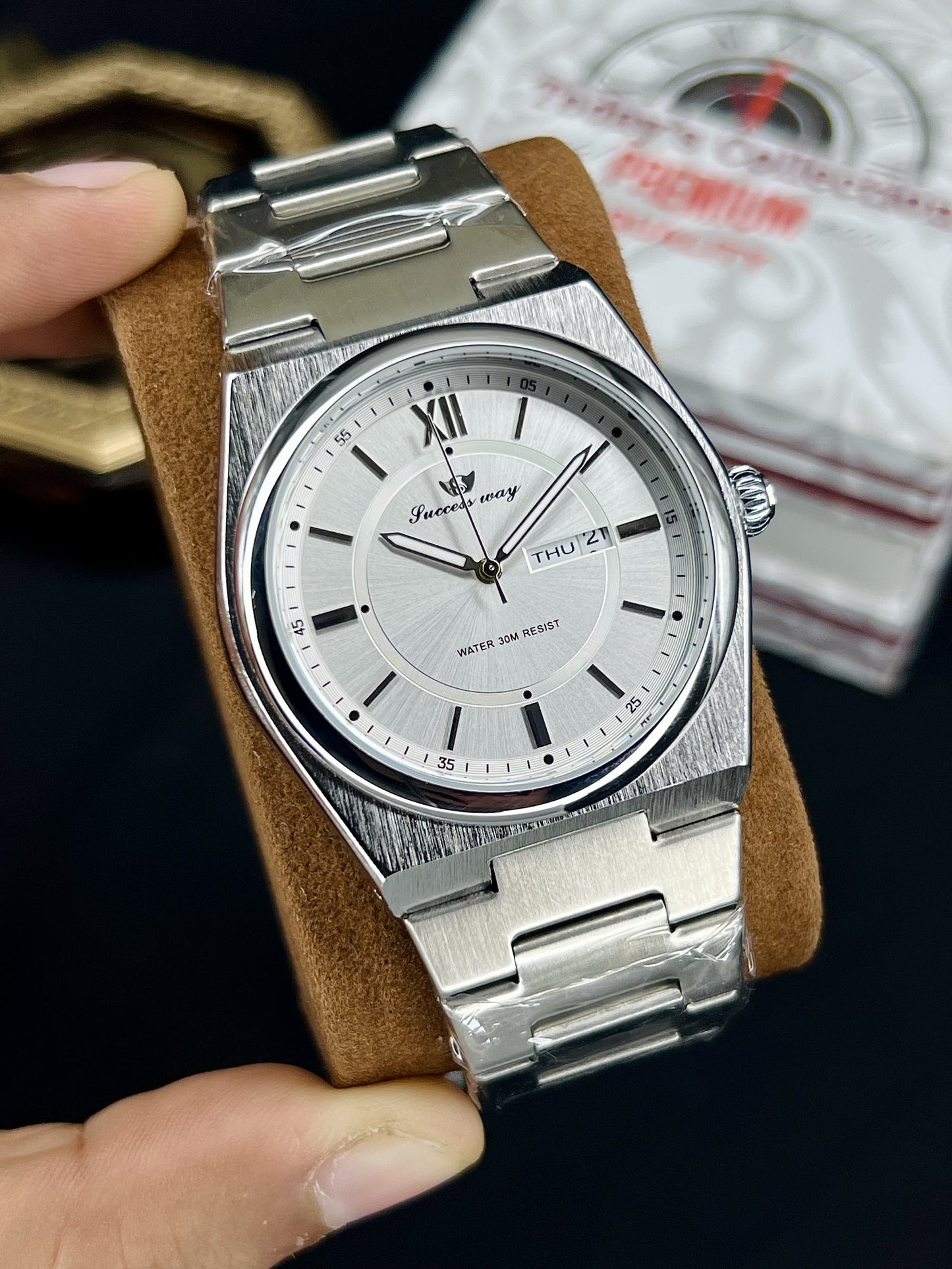 SUCCESS WAY Men’s Day & Date Watch | Original